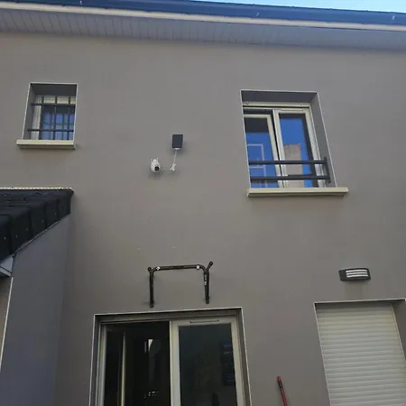 Emmanuel 1 Bed & Breakfast Drancy